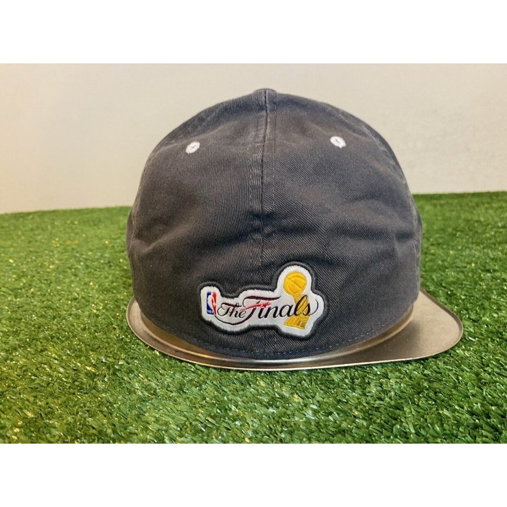 Retro adidas Los Angeles Laker 2010 NBA Final Locker Room OSFA fitted hat NWT - Picture 6 of 12